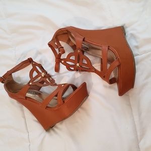 Brown wedges